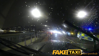 FakeTaxi - metálos csajszi nem marad baszatlan