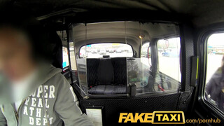 FakeTaxi - cuki bige méretes seggel megfizet