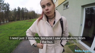 Public Agent - Orosz diák nőci benne van a szexben