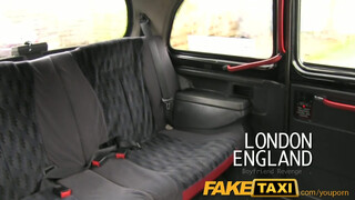 FakeTaxi - szűk pinájú nag tőgyes hölgyemény