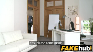 Fake Agent - félénk kiscsaj csak fotókat szeretett volna