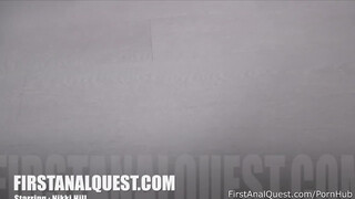 Nikki Hill hatalmas feneke megbaszva - First Anal Quest