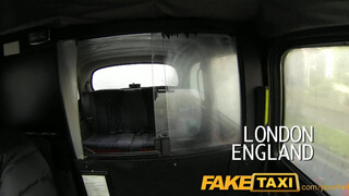 FakeTaxi - nagy tőgyes debella bige a taxiban