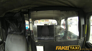 FakeTaxi - Tiffany Naylor a fiatal tini spiné