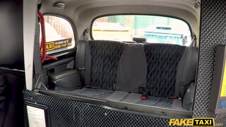 Fake Taxi - Jennifer Amilton a izgató szöszi