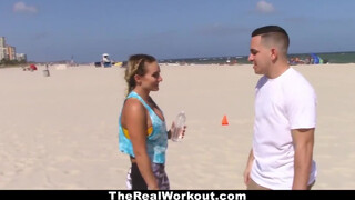 TheRealWorkout - a strandon szedtem fel ezt a kis csajt