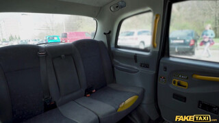 Fake Taxi - Francia escortos kiscsaj megdöngetve