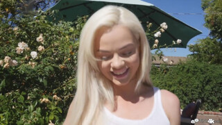 Elsa Jean és a kertész hapsi méretes dákója