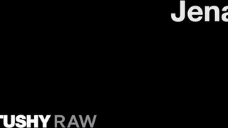 TUSHYRAW - Jena rendesen hátsó bejáratba kefélve