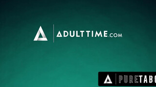 PURE TABOO - Anna Claire Clouds a méretes fenekű világos szőke kiscsaj