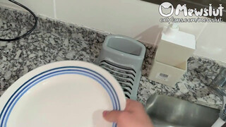 MewSlut rendesen lecumiztatva