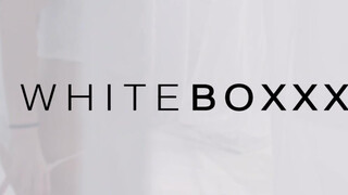 WhiteBoxxx - Vera Wonder a fullos magyar picsa
