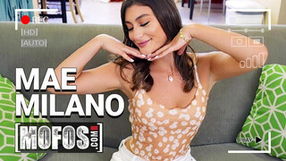 MOFOS - Mae Milano picsája megbaszva durván