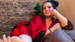Casting Forgatás curvy: megdugja a nevelő kiscsaját, hogy féltékennyé tegye a voltját